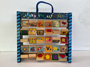 02字母算盤的照片